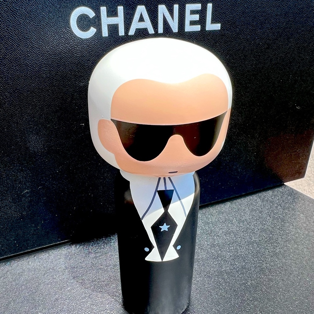 💜Chanel Kokeshi Doll/ Schumacher Superba Wood Lucie Kaas